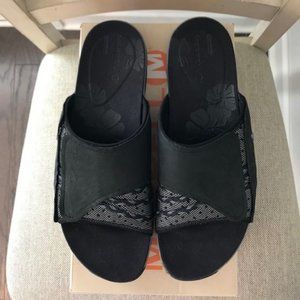 Merrell Lilyfern Slides -Black -Ladies Size 11